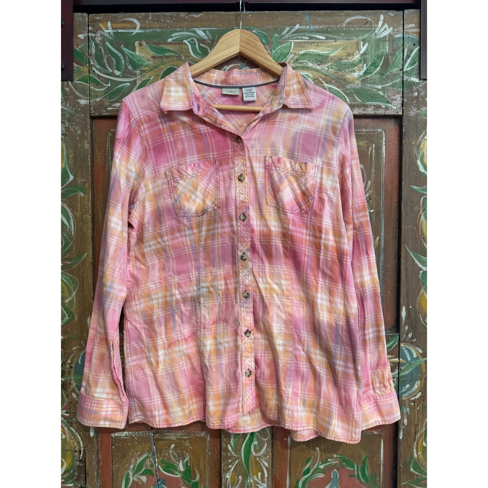 Women's Medium Plaid Shirt w/ Vintage "Pants on Fire" Patch - Picture 4 of 6